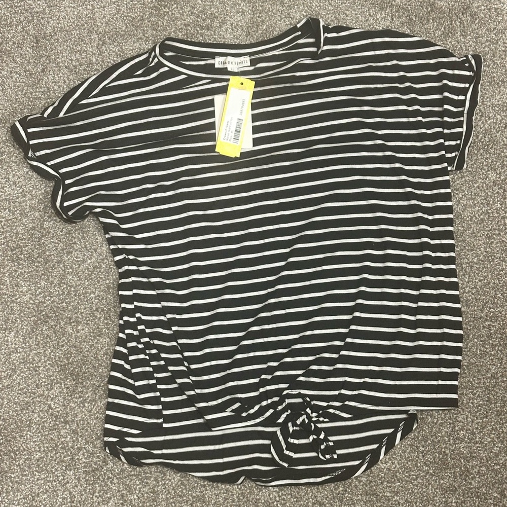 Mariah roll cuff tee
